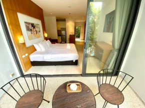 Beach walking distance apartment.owner non agent